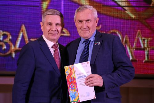 «Йолдызлык-2026»: Актаныш районы мәктәп укучыларының гала-концертыннан безнең репортаж