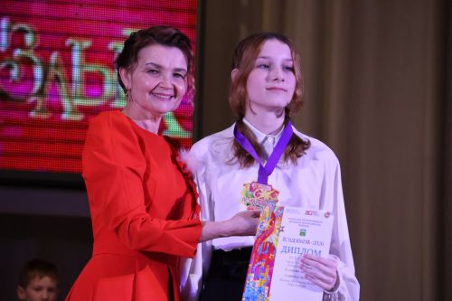 «Йолдызлык-2026»: Актаныш районы мәктәп укучыларының гала-концертыннан безнең репортаж