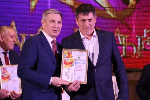 «Йолдызлык-2026»: Актаныш районы мәктәп укучыларының гала-концертыннан безнең репортаж
