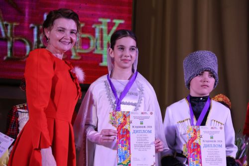 «Йолдызлык-2026»: Актаныш районы мәктәп укучыларының гала-концертыннан безнең репортаж