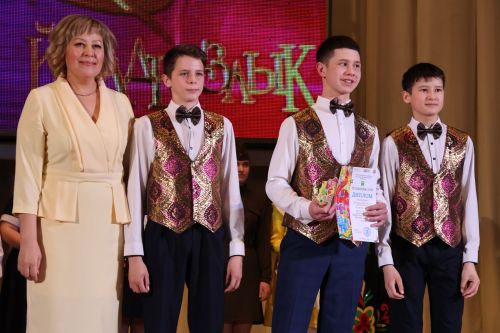 «Йолдызлык-2026»: Актаныш районы мәктәп укучыларының гала-концертыннан безнең репортаж