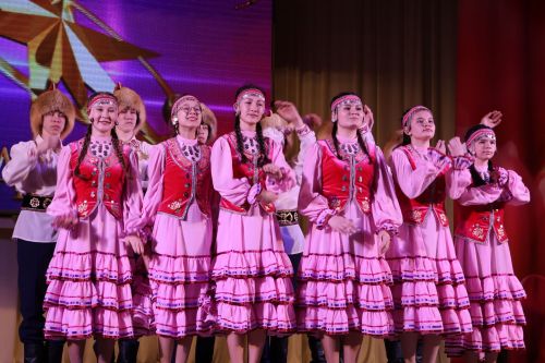 «Йолдызлык-2026»: Актаныш районы мәктәп укучыларының гала-концертыннан безнең репортаж