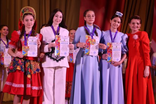 «Йолдызлык-2026»: Актаныш районы мәктәп укучыларының гала-концертыннан безнең репортаж