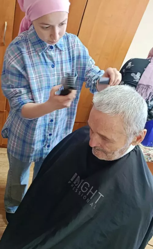 Эшмәкәр Ализа Хурамшина яшьләрне өлкән буынга ярдәм итүгә өнди