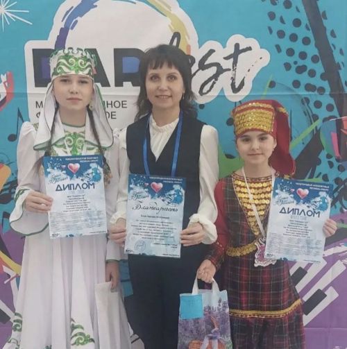«Выше облаков» халыкара бию фестивалендә Пучы мәктәбе укучылары зур уңышка иреште
