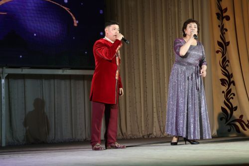 «Агыйдел» дәүләт җыр һәм бию ансамбленең «Җырланмаган әле безнең җыр» концертыннан репортаж