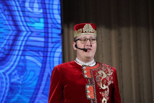 «Агыйдел» дәүләт җыр һәм бию ансамбленең «Җырланмаган әле безнең җыр» концертыннан репортаж