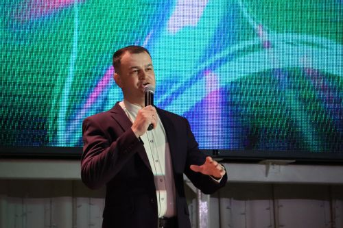 «Агыйдел» дәүләт җыр һәм бию ансамбленең «Җырланмаган әле безнең җыр» концертыннан репортаж