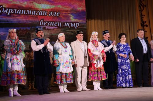 «Агыйдел» дәүләт җыр һәм бию ансамбленең «Җырланмаган әле безнең җыр» концертыннан репортаж