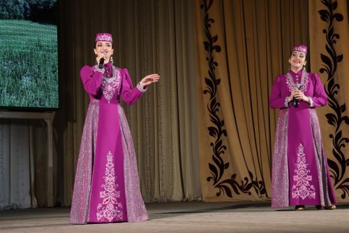 «Агыйдел» дәүләт җыр һәм бию ансамбленең «Җырланмаган әле безнең җыр» концертыннан репортаж