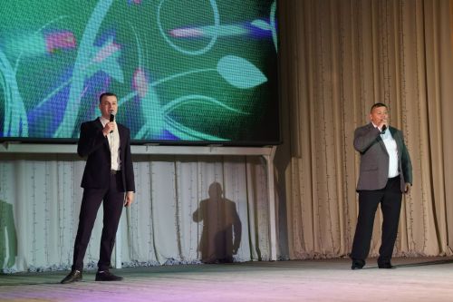 «Агыйдел» дәүләт җыр һәм бию ансамбленең «Җырланмаган әле безнең җыр» концертыннан репортаж