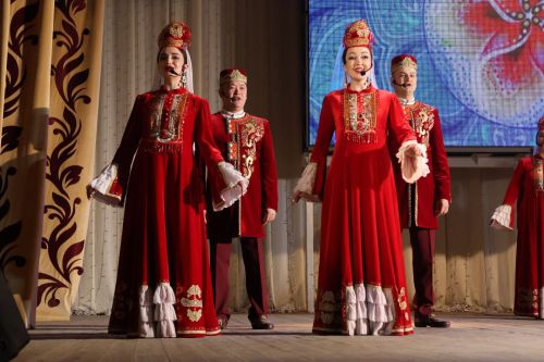 «Агыйдел» дәүләт җыр һәм бию ансамбленең «Җырланмаган әле безнең җыр» концертыннан репортаж