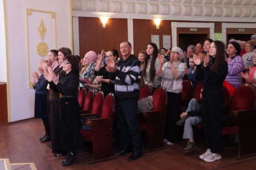 «Агыйдел» дәүләт җыр һәм бию ансамбленең «Җырланмаган әле безнең җыр» концертыннан репортаж