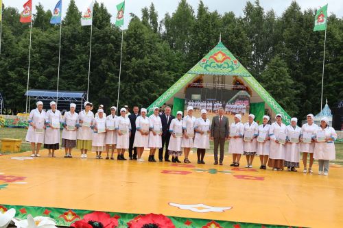 Сабантуй – 2026: алдынгы савымчыларны хөрмәтләү тантанасы