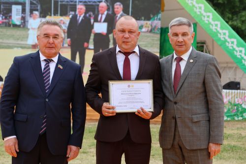 Сабантуй – хезмәт батырларын данлау бәйрәме!