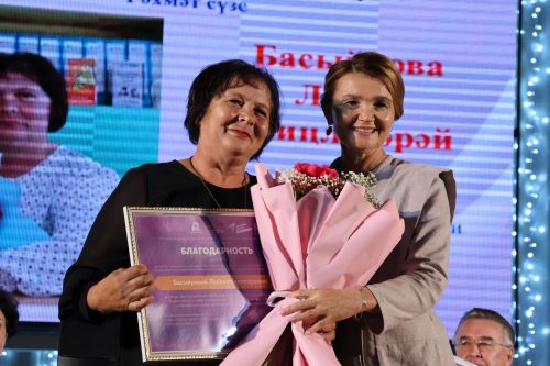 50дән артык мәгариф хезмәткәре лаеклы бүләкләрен алды