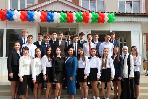 115 еллык тарихы булган Актанышның 1 нче санлы мәктәбендә беренче кыңгырау чыңлады