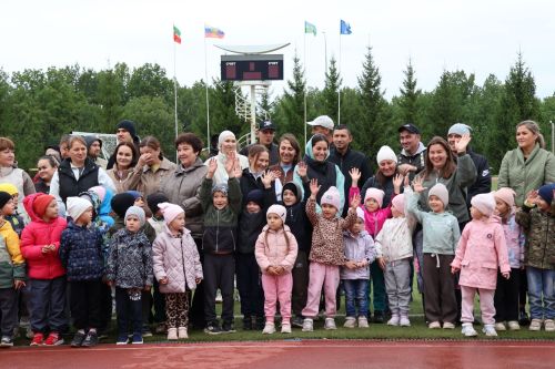 Кечкенә йөгерешчеләр зур стартка чыкты