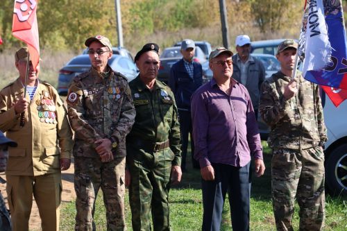 Иске Байсарда Данияр Гарипов истәлегенә мемориаль такта ачылды