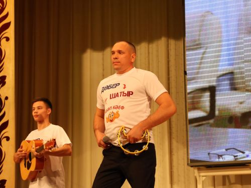 «Шаярыш-ярыш» КВН уенының быелгы җиңүчесе- Пучы командасы