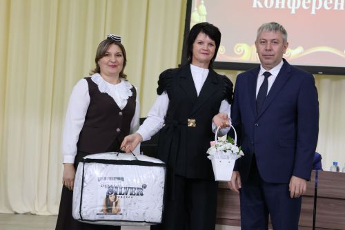 Яңа Әлемдә мәдәният хезмәткәрләре конференциясеннән фоторепортаж