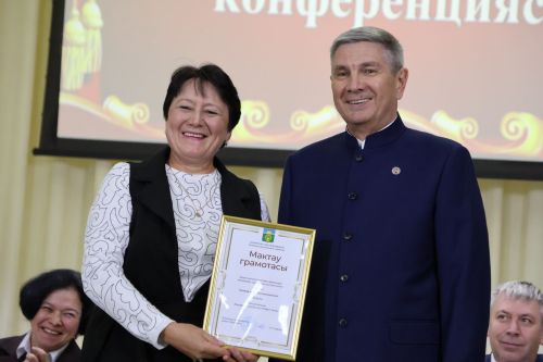 Яңа Әлемдә мәдәният хезмәткәрләре конференциясеннән фоторепортаж