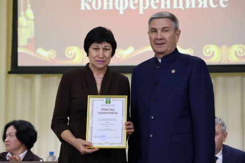 Яңа Әлемдә мәдәният хезмәткәрләре конференциясеннән фоторепортаж