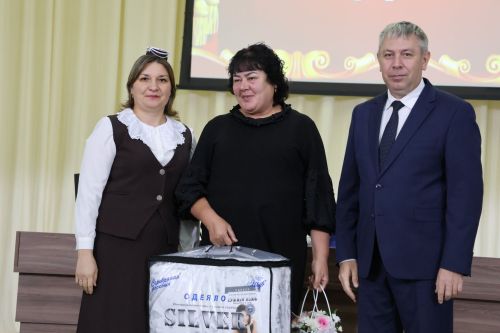 Яңа Әлемдә мәдәният хезмәткәрләре конференциясеннән фоторепортаж