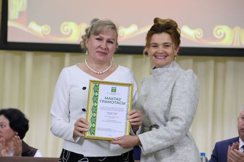 Яңа Әлемдә мәдәният хезмәткәрләре конференциясеннән фоторепортаж