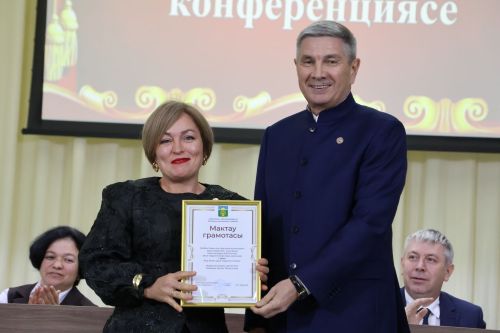Яңа Әлемдә мәдәният хезмәткәрләре конференциясеннән фоторепортаж