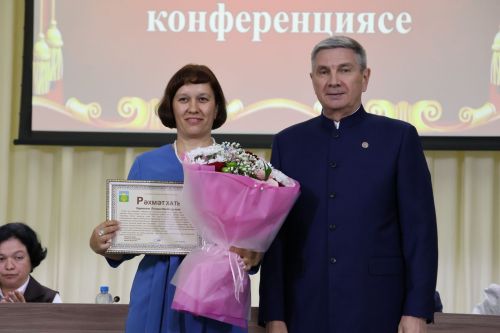 Яңа Әлемдә мәдәният хезмәткәрләре конференциясеннән фоторепортаж