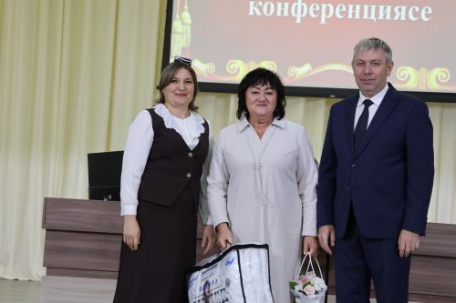 Яңа Әлемдә мәдәният хезмәткәрләре конференциясеннән фоторепортаж