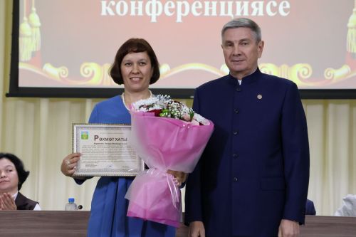 Яңа Әлемдә мәдәният хезмәткәрләре конференциясеннән фоторепортаж