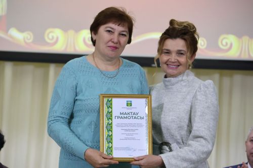 Яңа Әлемдә мәдәният хезмәткәрләре конференциясеннән фоторепортаж