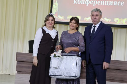 Яңа Әлемдә мәдәният хезмәткәрләре конференциясеннән фоторепортаж