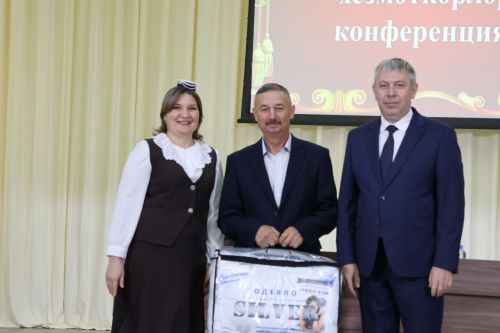 Яңа Әлемдә мәдәният хезмәткәрләре конференциясеннән фоторепортаж
