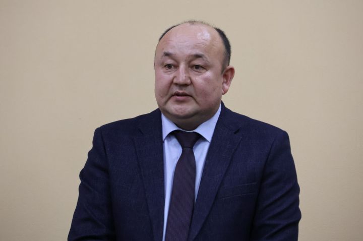 Актаныш районы судына яңа рәис итеп Айнур Хаҗиев билгеләнде