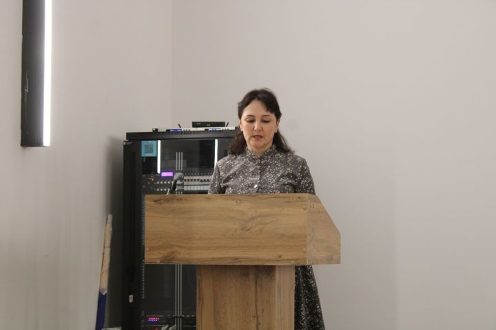 Халыкны адреслы социаль яклау нигезендә акчалата пособие, субсидия, стипендия кемнәргә түләнә?