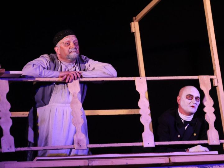 Театр яктылыкка, нурга илтә: Быелгы Мохтар Мутин исемендәге фестивальдә гаилә белән катнашучыларны хөрмәтләделәр