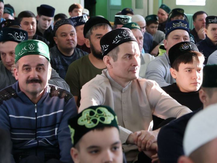 Актанышта Ураза гаетен бәйрәм итәләр