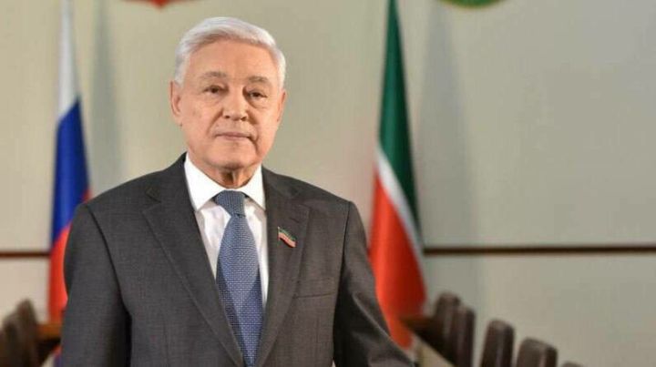 Фәрит Мөхәммәтшин Татарстан Матбугат көне белән котлады