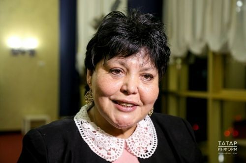 Әлфия Авзалованың кызы: «Әнинең чәчен пеләшкә алу минем өчен иң авыры булды»