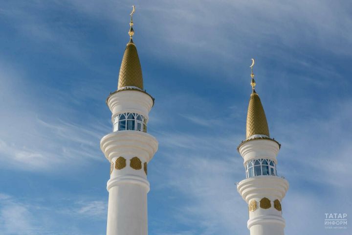 Рөстәм Миңнеханов Ураза һәм Корбан бәйрәмнәренең даталарын билгеләде