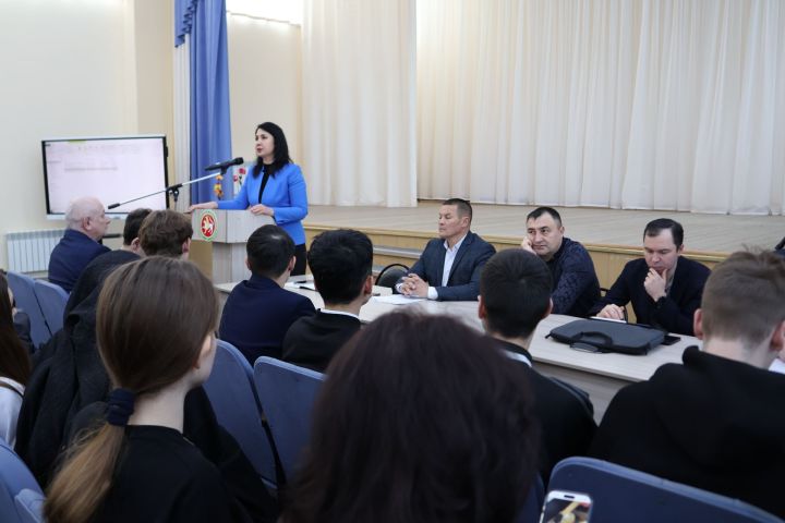 Яшь белгечләргә авыл хуҗалыгында юл ачык!