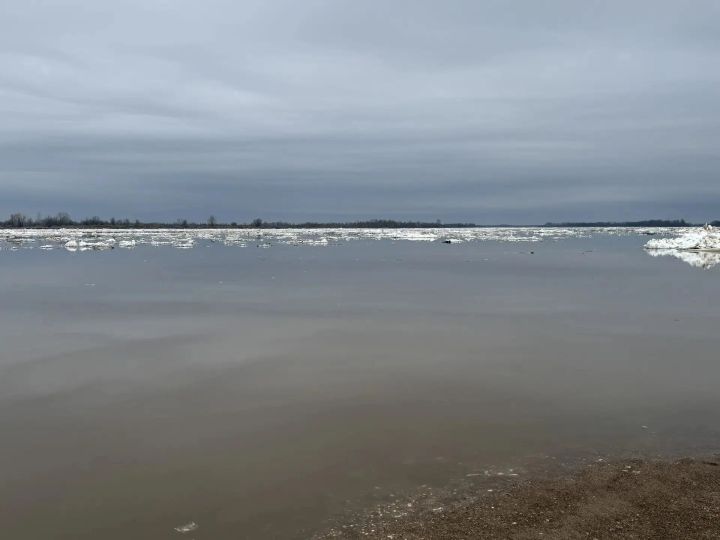 Агыйделдә боз китте: язның тере сулышы