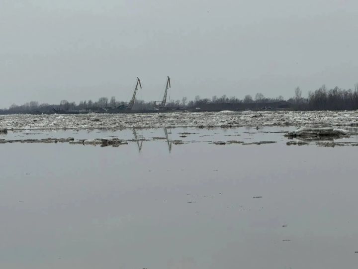 Агыйделдә боз китте: язның тере сулышы