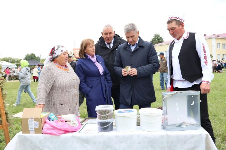 В Мари-Суксах отметили День села