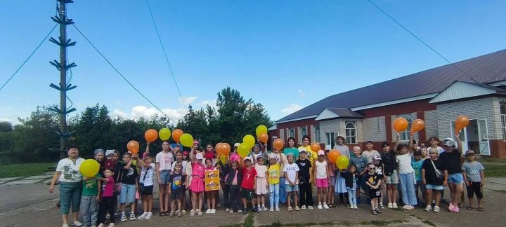 «Кояшлы балачак»: Пучыда күңелле балалар бәйрәме